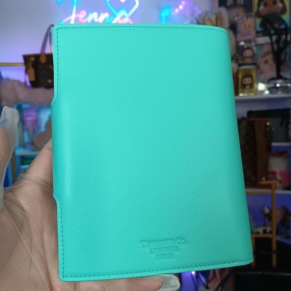 NIB Tiffany & Co Blue Leather Notebook Passport Photo Cover w/Notebook Box - Picture 4 of 12